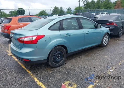 2012 Ford Focus Se из США, поврежденный, VIN 1FAHP3F2XCL261363